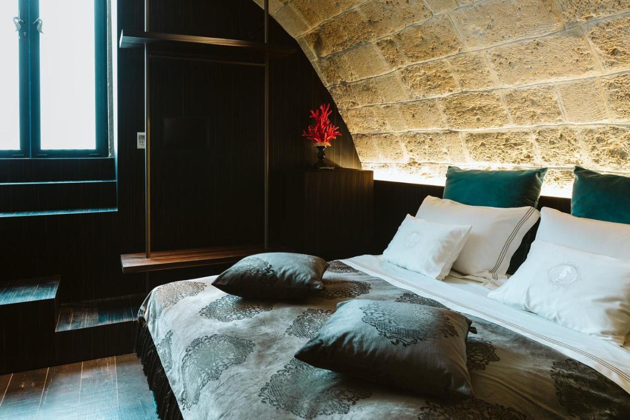 The Harbour - Luxury Living Bed & Breakfast Trani Exterior photo