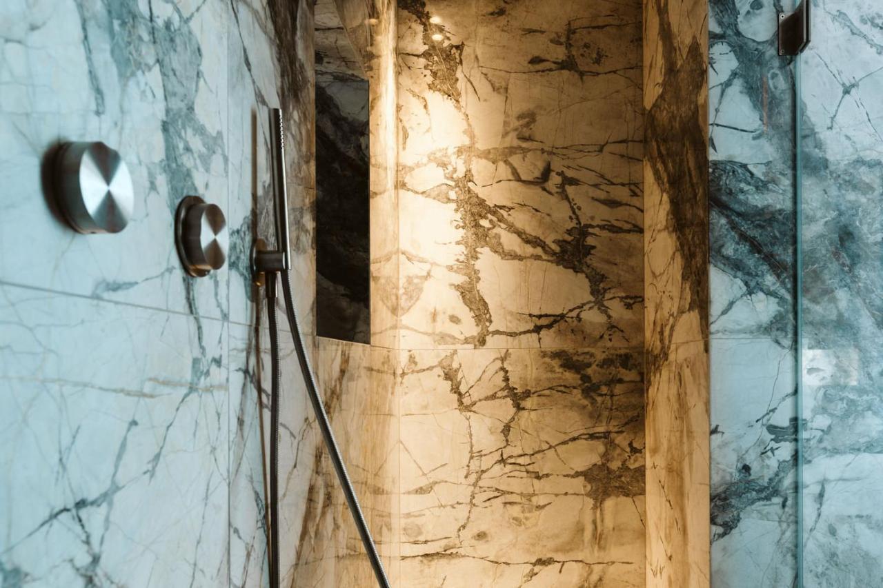 The Harbour - Luxury Living Bed & Breakfast Trani Exterior photo