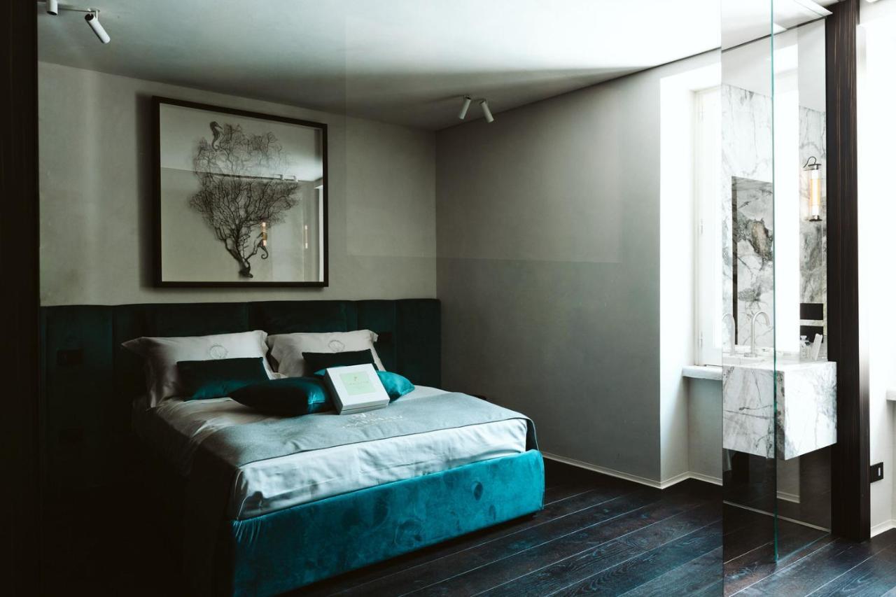 The Harbour - Luxury Living Bed & Breakfast Trani Exterior photo